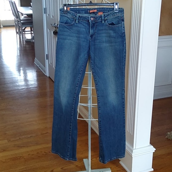 Blu Jeanious - Picture 2 of 16